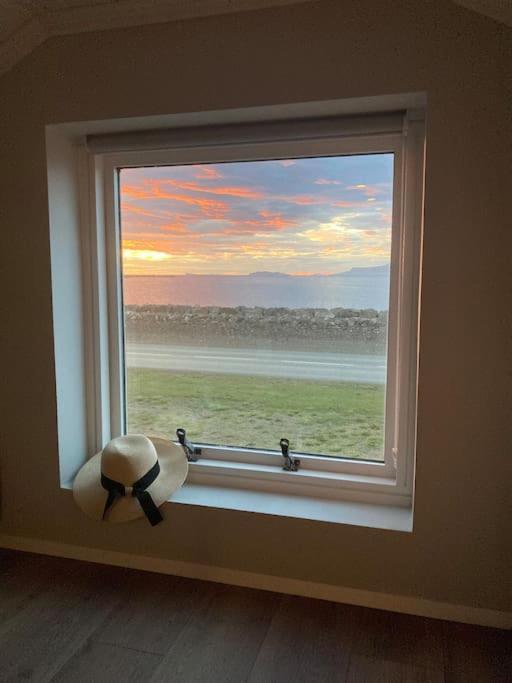 Brim Guesthouse, With Ocean View Saudarkrokur Екстер'єр фото