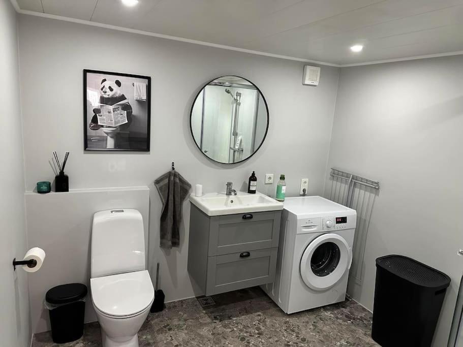 Brim Guesthouse, With Ocean View Saudarkrokur Екстер'єр фото